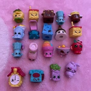 Shopkins Colorful Action Figure Set